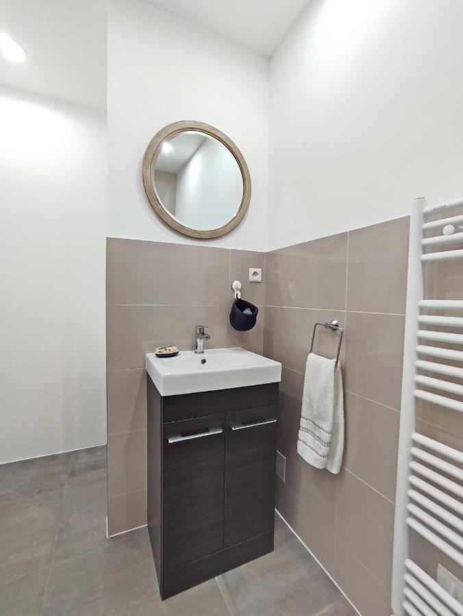 Studio - Pied A Terre Saulieu Εξωτερικό φωτογραφία