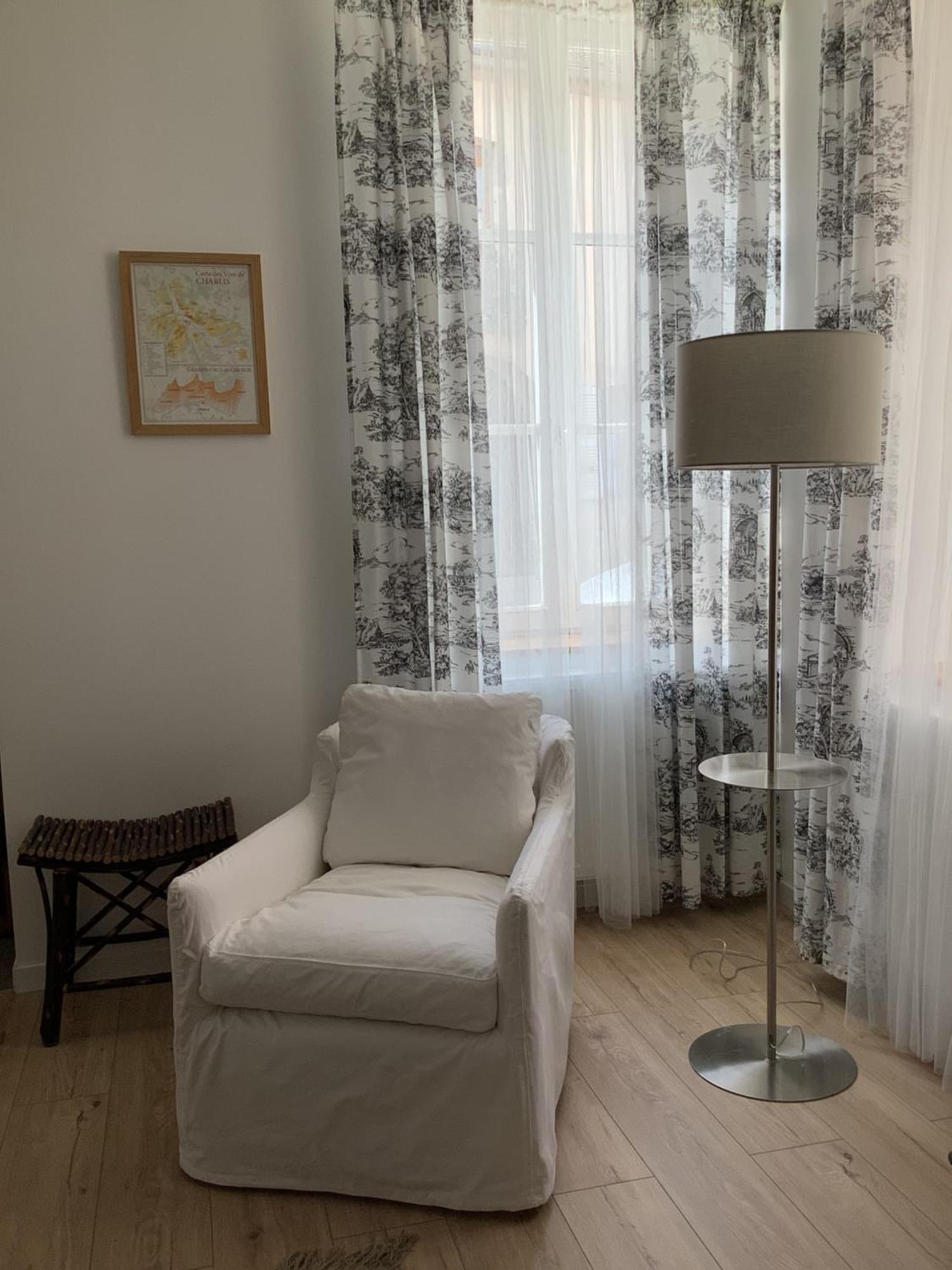 Studio - Pied A Terre Saulieu Εξωτερικό φωτογραφία